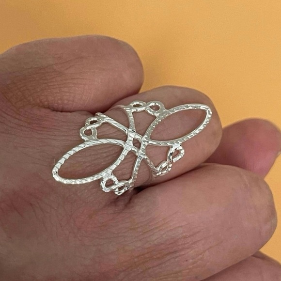 Sterling Silver Witch knot Ring/Anillo Nudo De Brujas